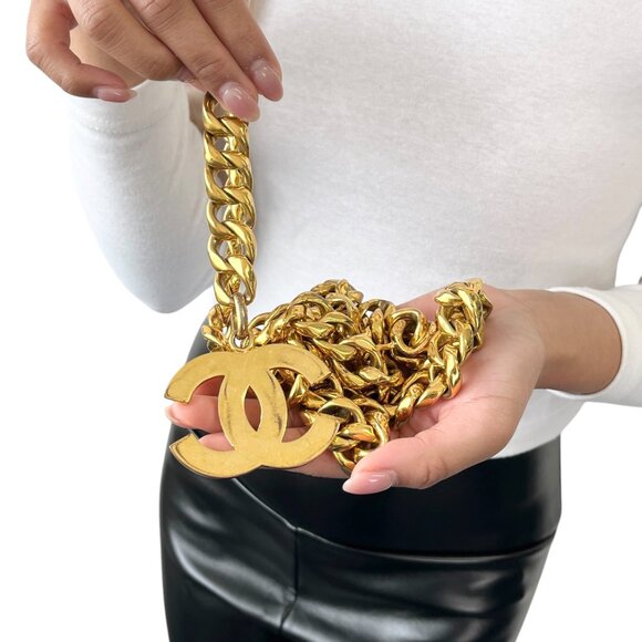 CHANEL Vintage Coco Mark Logo Chain Belt Accessory Hook Gold Metal [105158] - Picture 2 of 9